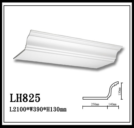 LH825